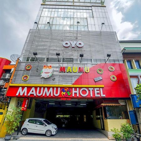 Maumu Hotel & Lounge Surabaya Exteriör bild